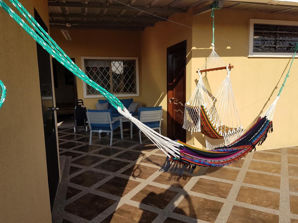 Ncg Suite Guayaquil Bilik gambar